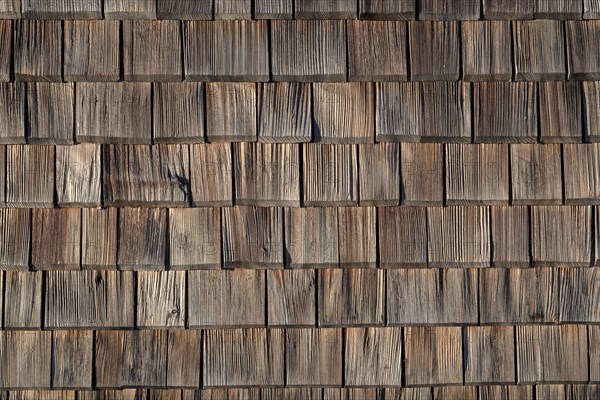 Wood shingles