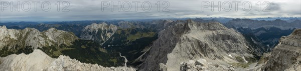 Panoramic view from the summit of the Birkkarspitze