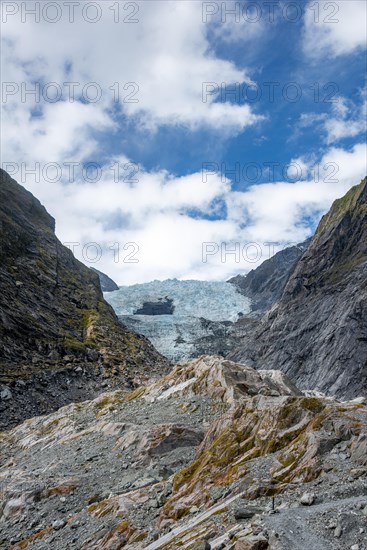 Glacier tongue