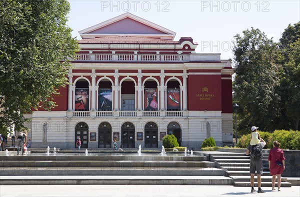 Opera House in the pedestrian zone Alexandrovska