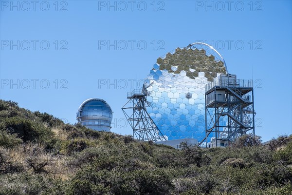 Reflecting telescope