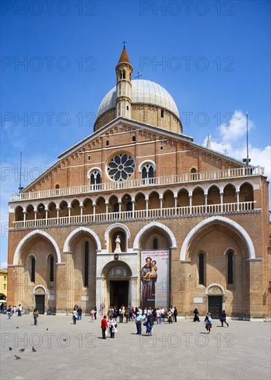 Cathedral Square with Basilica of St. Anthony