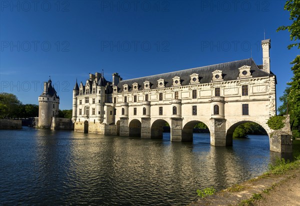 Chenonceau castle spanning the River Cher