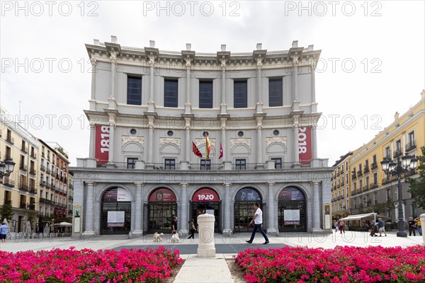 Teatro Real from the side of the Plaza de Oriente