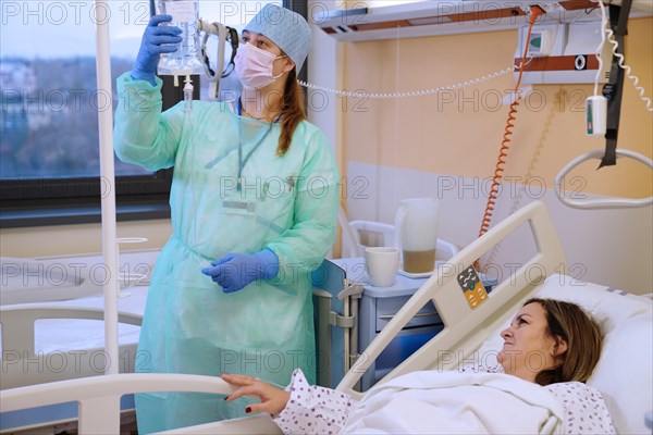 Nurse at the infectious disease ward in the hospital that holds infusions