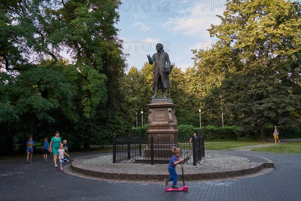 Statue of Immanuel Kant in front of the university