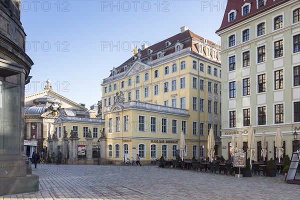 Coselpalais next to the Church of Our Lady