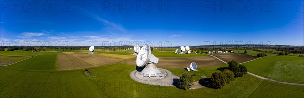 Large parabolic antennas of the Raisting earth station