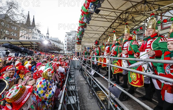 Colourfully costumed carnivalists celebrate carnival in Cologne