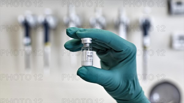 Glove with laboratory sample