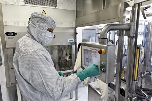 Laboratory assistant researching a vaccine against coronavirus