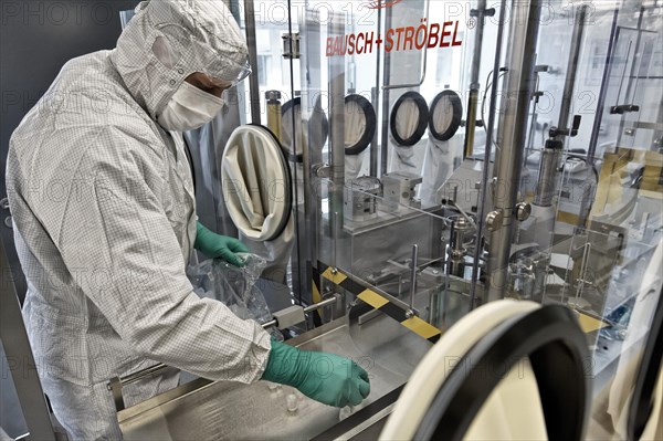 Laboratory assistant researching a vaccine against coronavirus