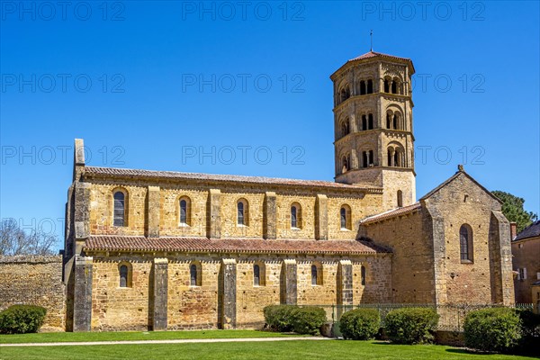 Romanesque church of Anzy le Duc