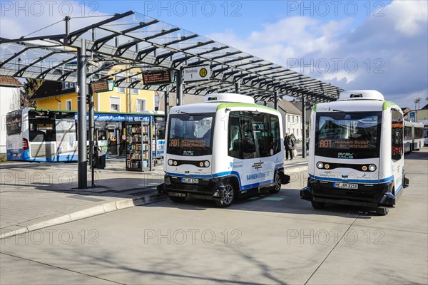 Autonomously running electric buses in regular service