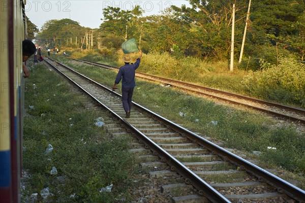 Conductor with green flag