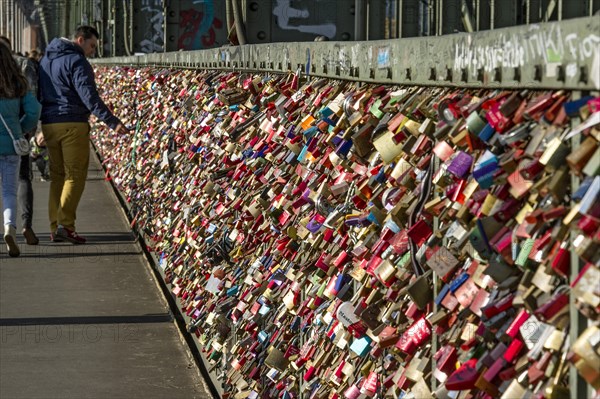 Love locks