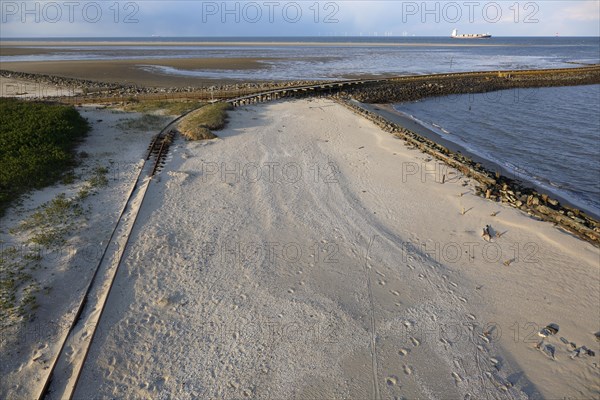 Sanded track systems on the Minsener Oog power station