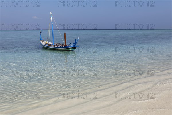Traditional Maldivian sailing boat