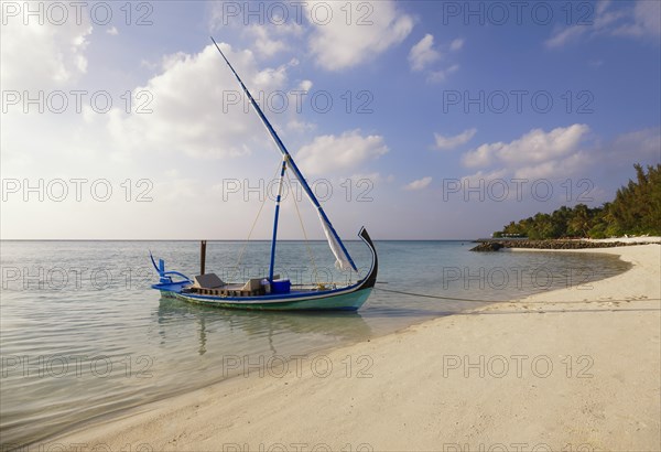 Traditional Maldivian sailing boat