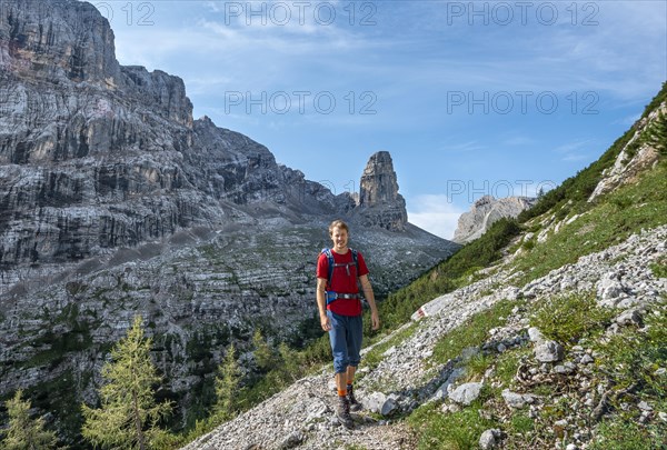 Young hiker on the Sentiero Carlo Minazio path