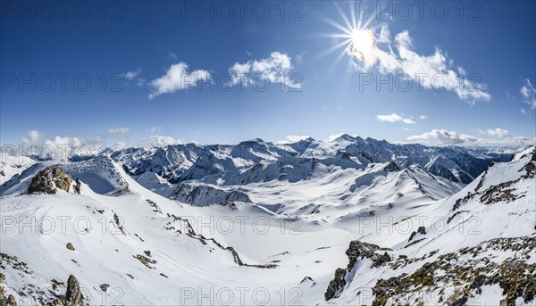 View from the Geierjoch to the Olperer and Zillertaler Alps