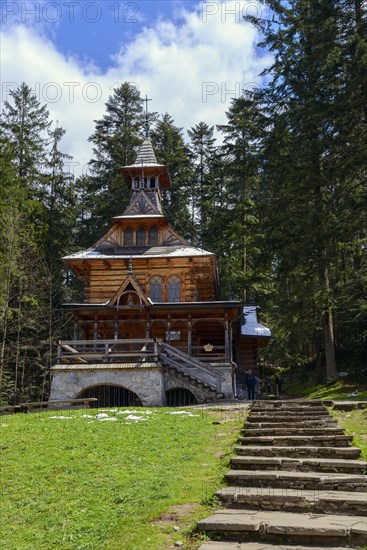 Jaszczurowka Chapel in Zakopane style