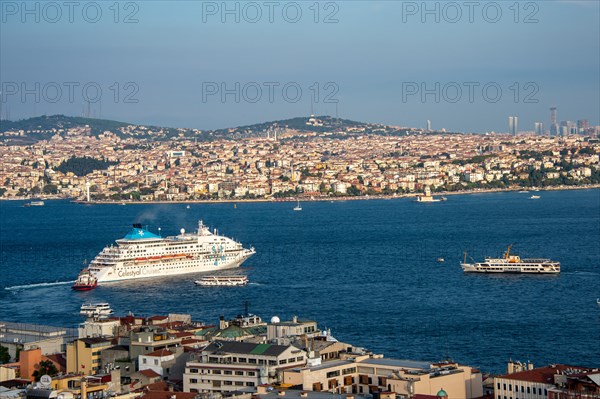 Cruise ship in the Golden Horn