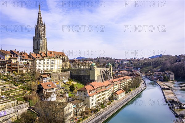 View from the Kirchenfeld Bridge to the old town