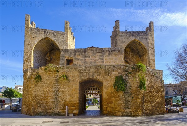 City gate Porta del Moll