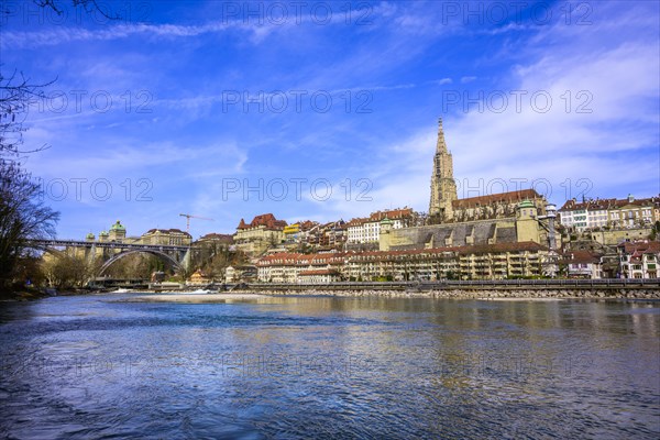 View of the old town with the Bernese Minster and the river Aare