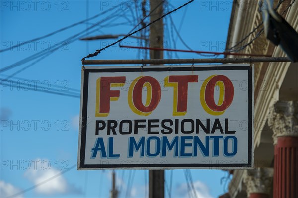 Sign photo