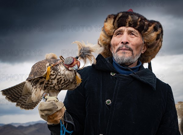 Mongolian Eagle hunter