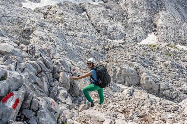 Mountaineer on secured route from Simonyhuette to Adamekhuette