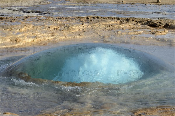 Water bubble in front of the eruption