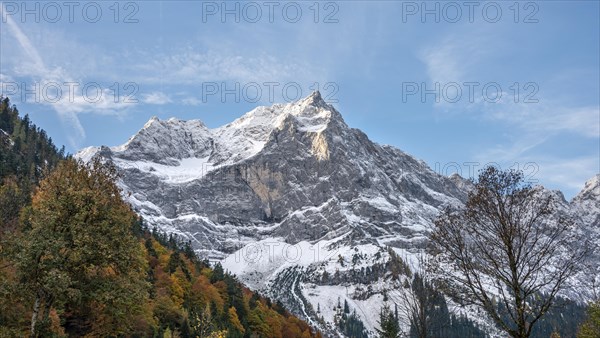 Snow-covered Spitzkarspitze