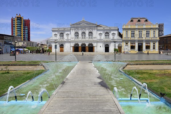 Fountain at Plaza Arturo Prat in front of the Thearter