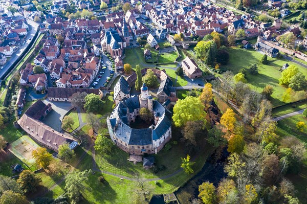 Aerial view, old town of Buedingen with the castle Buedingen