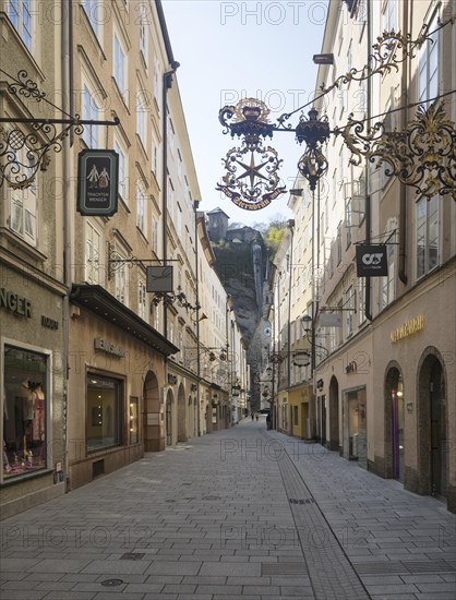 Vacant places due to the coronavirus pandemic, Getreidegasse with Buergerspitalskirche