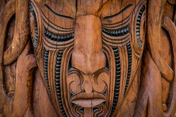 Face, carved mask