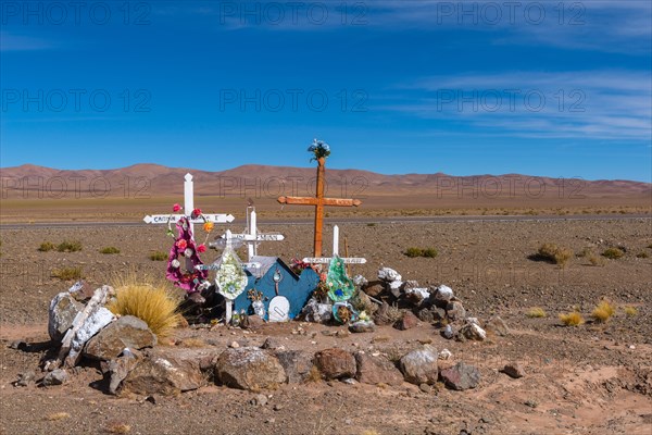 Memorial Tombs, National Highway 52