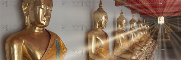 Gilded Buddha statues, Bhumispara-mudra