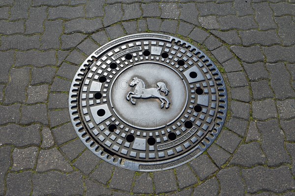 Manhole cover with Niedersachsenross