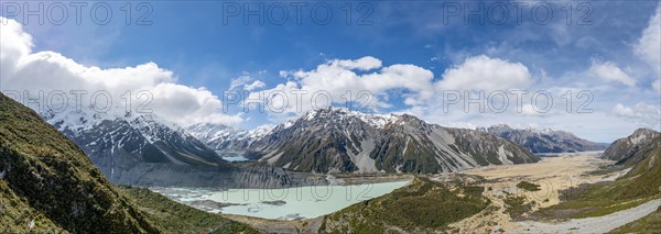 View into the Hooker Valley with Mount Cook from the Sealy Tarns Track