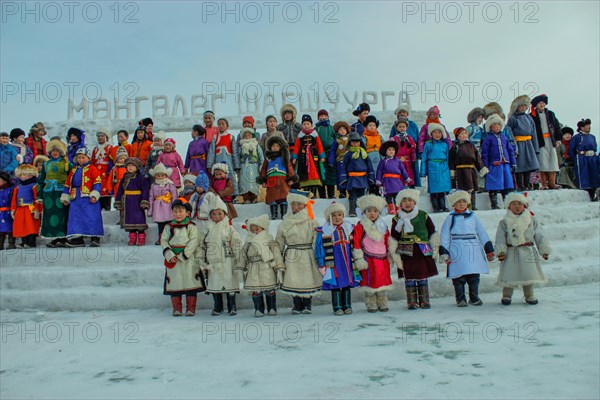 Mongolian children in traditional clothing