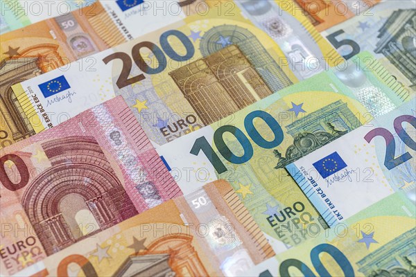 Various euro banknotes