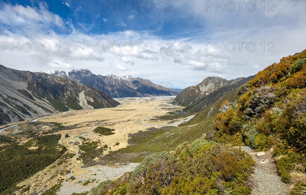 View into the Hooker Valley from the Sealy Tarns Track