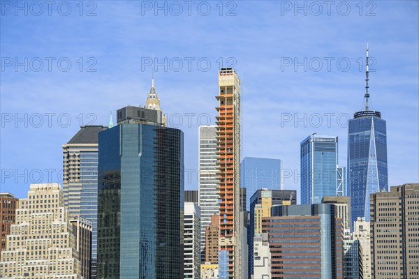 View from Pier 1 over the East River to the skyline of lower Manhattan