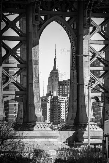 View from Main Street to Manhattan Bridge and Empire State Building