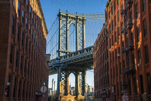 View from Main Street to Manhattan Bridge and Empire State Building