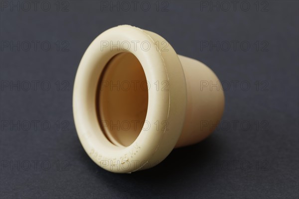 Cervical cap